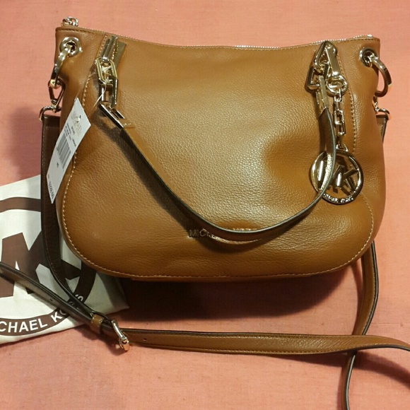 MICHAEL KORS SHOULDER  TOTE - Picture 1 of 3